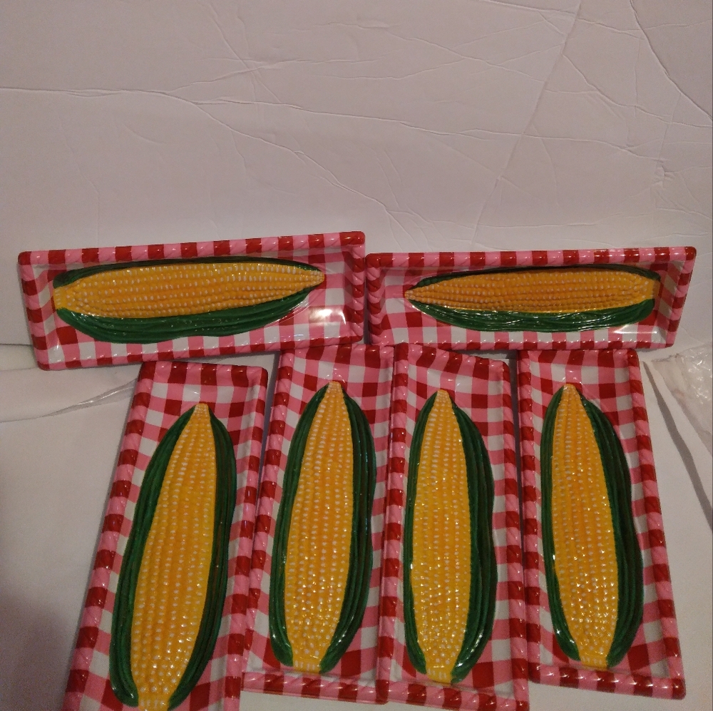 New with tags corn on cob trays